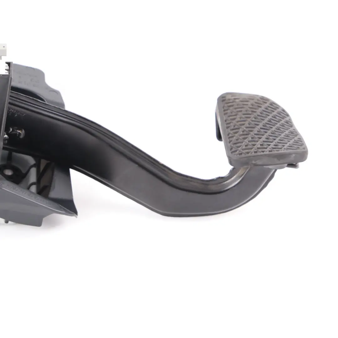 Brake Pedal Mercedes W205 S205 W213 S213 Automatic Assembly Unit to with Part number A2052900700 Brake Pedal Mercedes W205 S205 W213 S213 Automatic Assembly Unit - SKU rhd-A2052900700 - Part number A2052900700