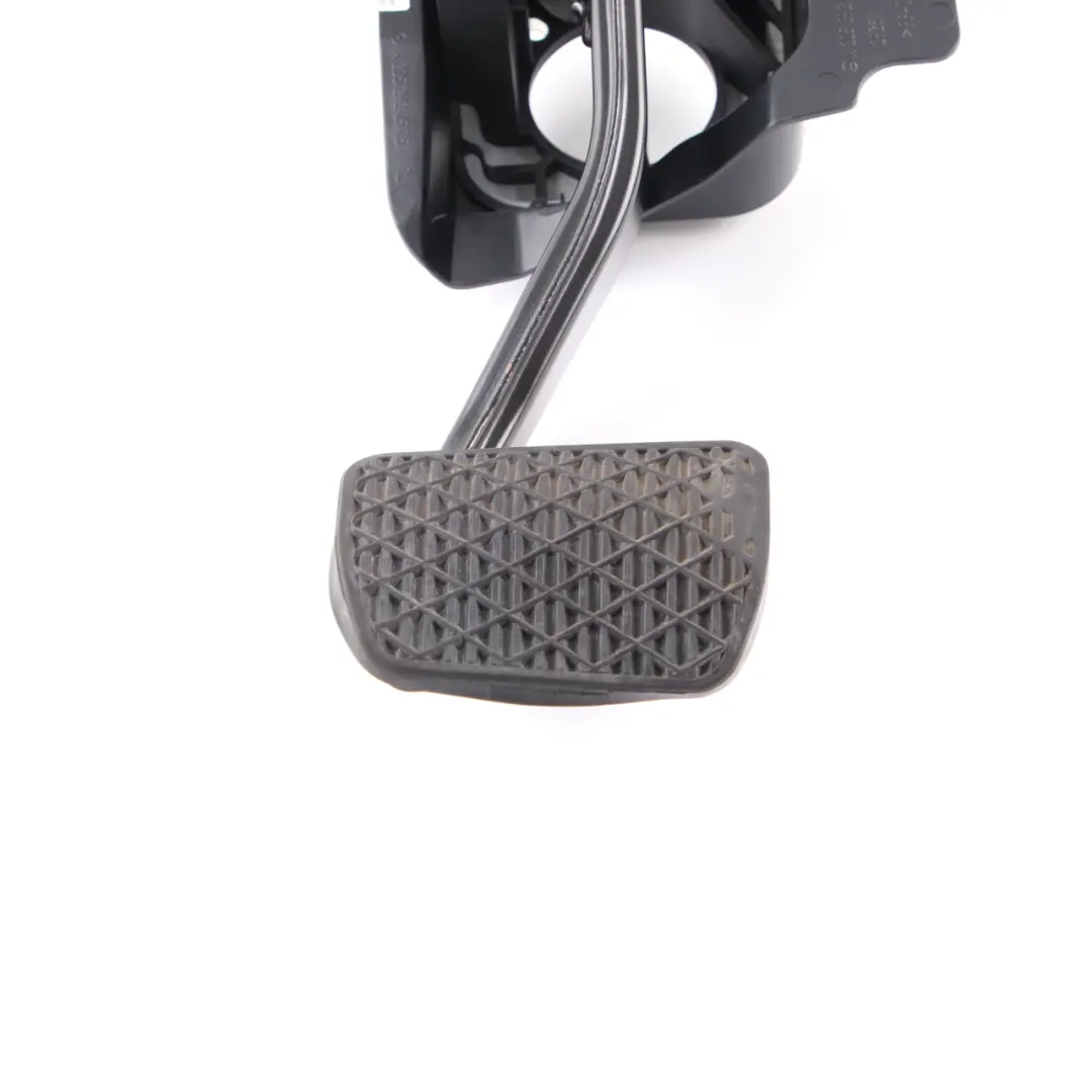 Brake Pedal Mercedes W205 S205 W213 S213 Automatic Assembly Unit to with Part number A2052900700 Brake Pedal Mercedes W205 S205 W213 S213 Automatic Assembly Unit - SKU rhd-A2052900700 - Part number A2052900700