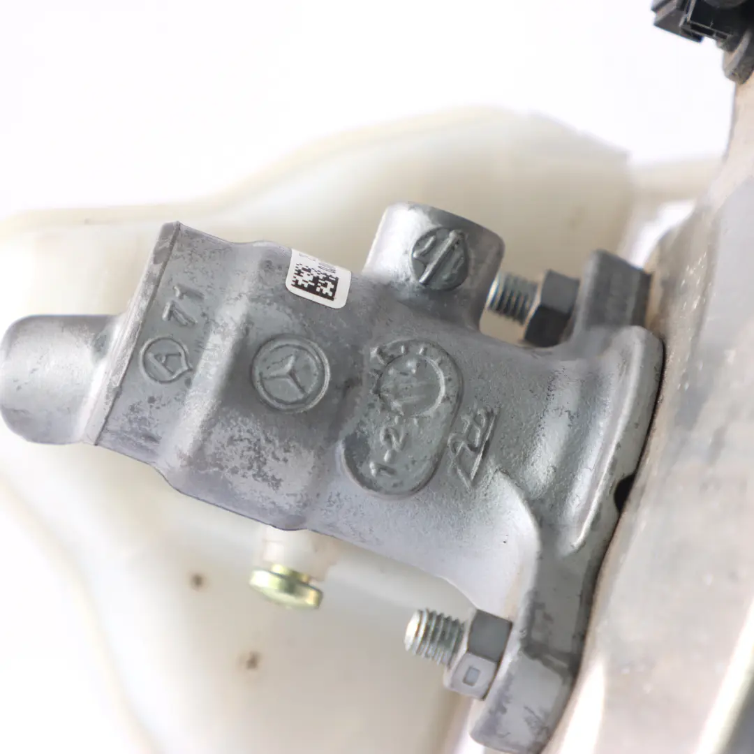 Mercedes W205 Brake Servo Booster Master Cylinder Module - SKU rhd-A2054300130-1 - Part number A2054300130