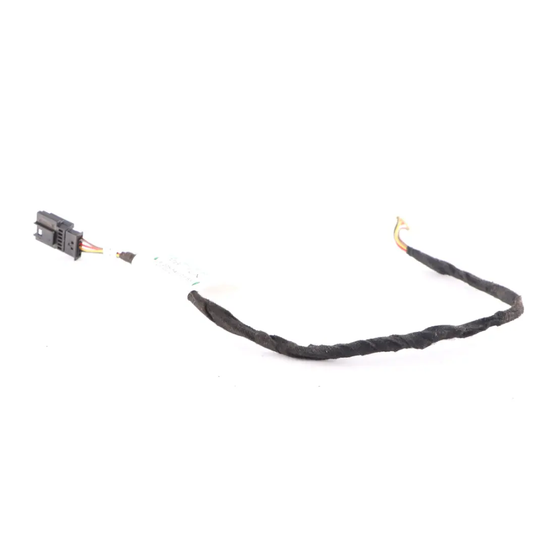 Interior Light Cable Front Left N/S Lamp Wiring to Mercedes W205 C253 with Part number A2055400365 Mercedes W205 C253 Interior Light Cable Front Left N/S Lamp Wiring - SKU rhd-A2055400365 - Part number A2055400365
