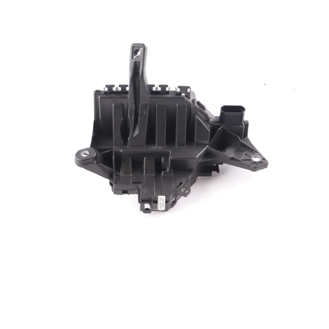 Fuse Box Relay Control Module Battery Terminal to Mercedes W205 with Part number A2055402250 Mercedes W205 Fuse Box Relay Control Module Battery Terminal - SKU rhd-A2055402250 - Part number A2055402250