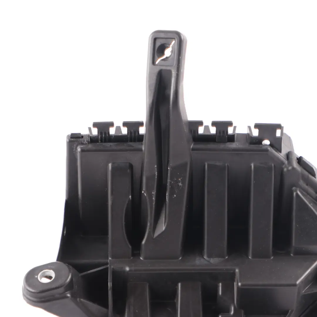 Fuse Box Relay Control Module Battery Terminal to Mercedes W205 with Part number A2055402250 Mercedes W205 Fuse Box Relay Control Module Battery Terminal - SKU rhd-A2055402250 - Part number A2055402250