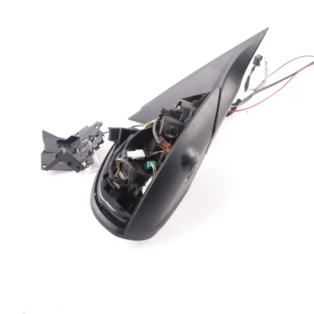 Wing Mirror Door Right O/S Outside Camera to Mercedes W205 with Part number A2058101205 Mercedes W205 Wing Mirror Door Right O/S Outside Camera - SKU rhd-A2058101205 - Part number A2058101205