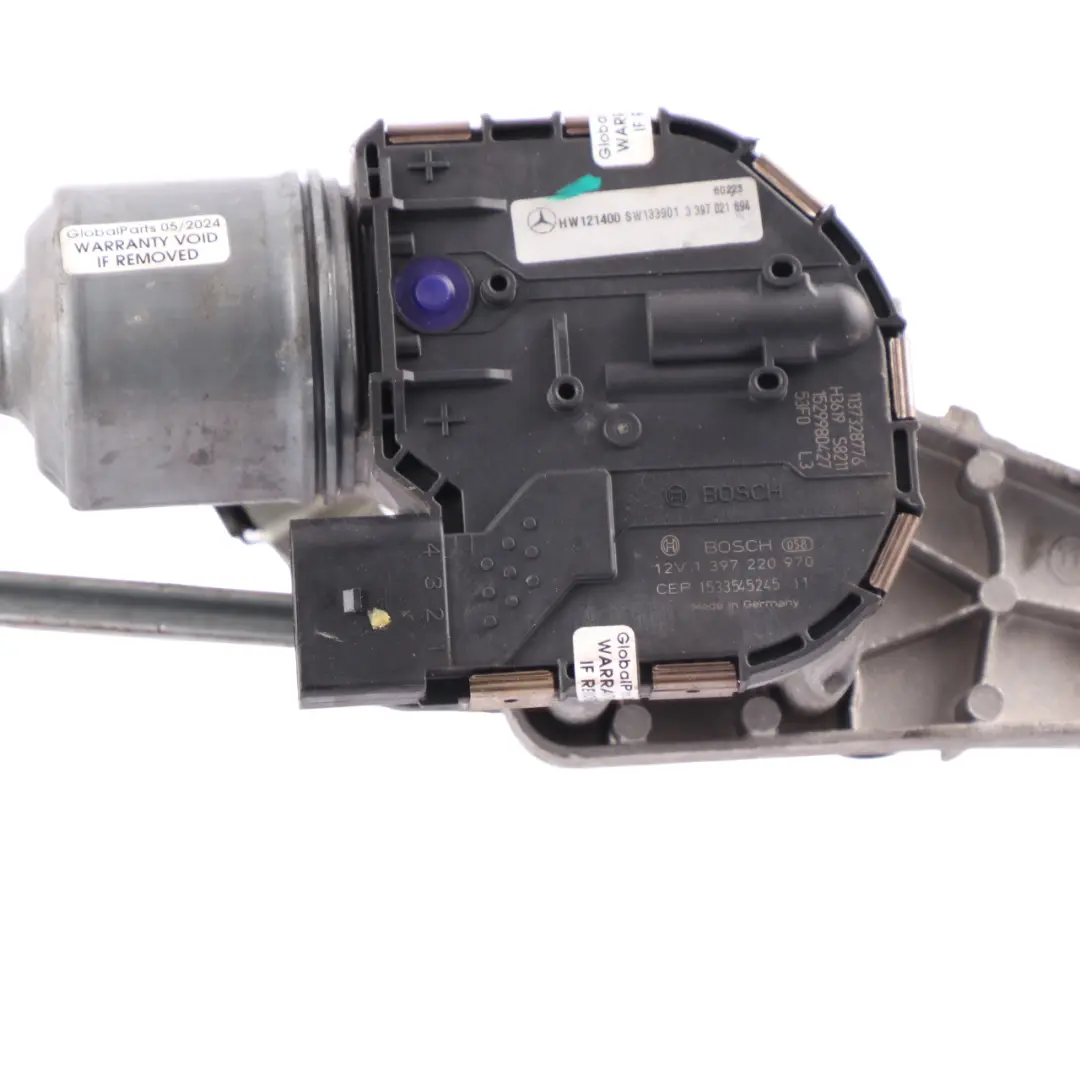 Windscreen Wiper Linkage Motor System Mechanism to Mercedes W205 with Part number A2058200940 Mercedes W205 Windscreen Wiper Linkage Motor System Mechanism - SKU rhd-A2058200940 - Part number A2058200940