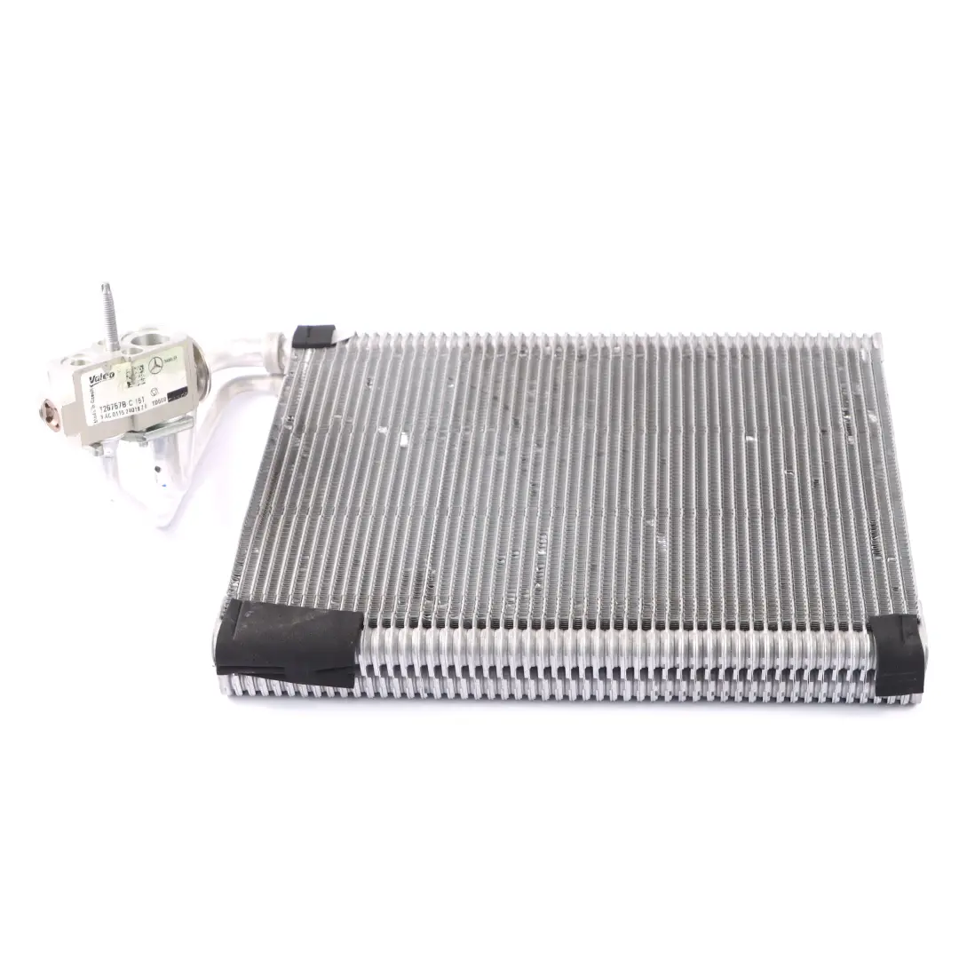 Heater Matrix Heat Exchanger Radiator to Mercedes W205 W213 with Part number A2058300005 Mercedes W205 W213 Heater Matrix Heat Exchanger Radiator - SKU rhd-A2058300005-1 - Part number A2058300005