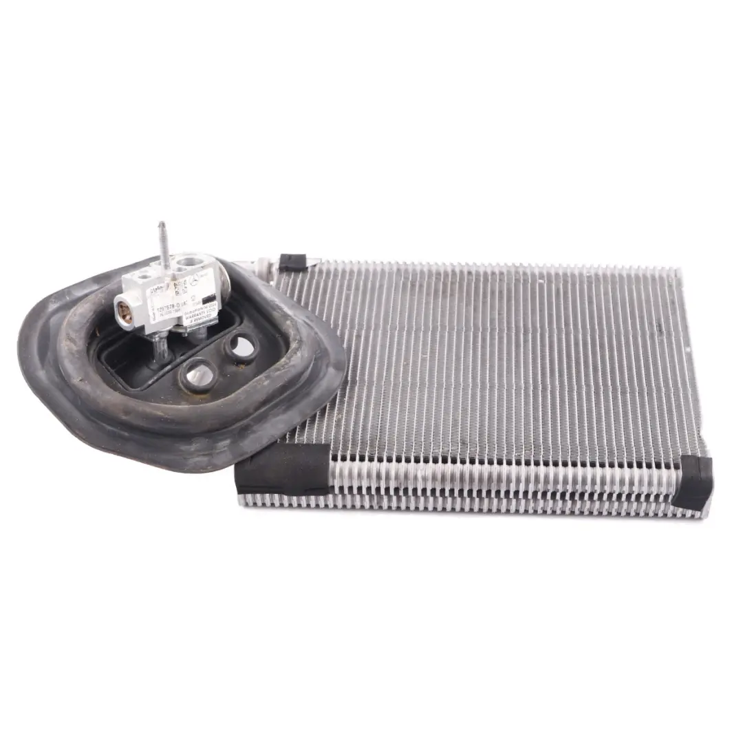 Heater Matrix Heat Exchanger Radiator to Mercedes W205 W213 with Part number A2058300005 Mercedes W205 W213 Heater Matrix Heat Exchanger Radiator - SKU rhd-A2058300005 - Part number A2058300005