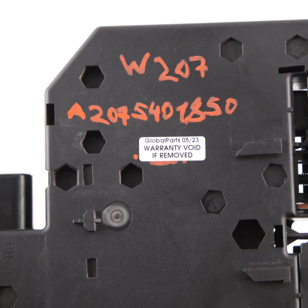 Fuse Box Mercedes W204 Control Unit Module SAM to Battery with Part number A2075400340 Battery Fuse Box Mercedes W204 Control Unit Module SAM - SKU rhd-A2075400340-1 - Part number A2075400340