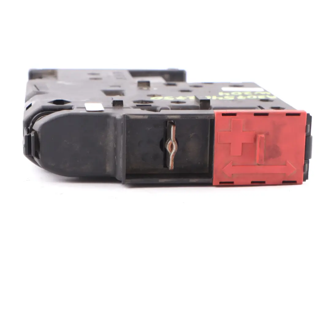 Fuse Box Mercedes W204 S204 Front Relay SAM Control Unit Module to with Part number A2075402750 Fuse Box Mercedes W204 S204 Front Relay SAM Control Unit Module - SKU rhd-A2075402750 - Part number A2075402750