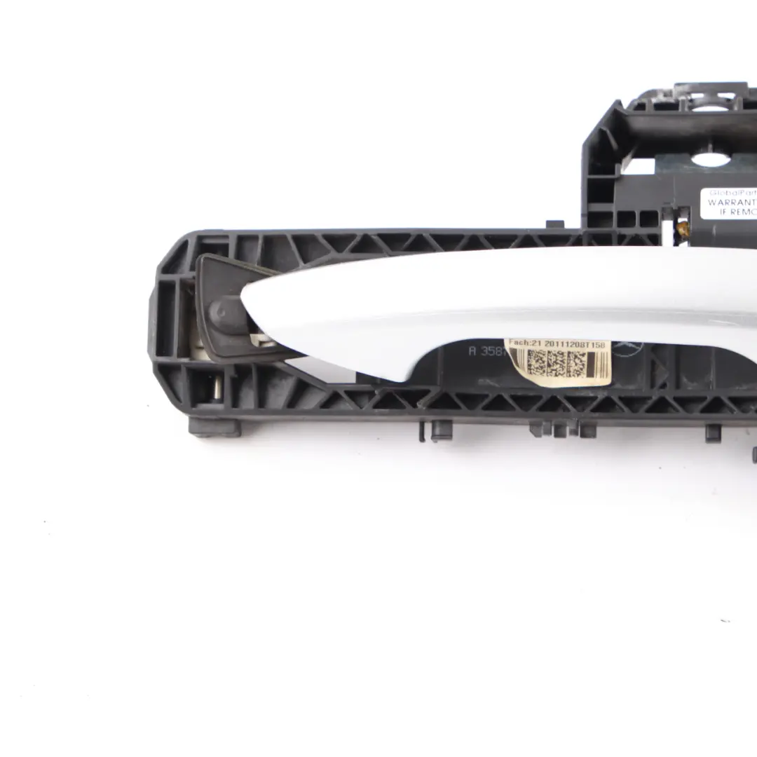 Mercedes-Benz E-Klasse W207 Tür Vorne Rechts Aussengriff Halterung für mit Teilenummer A2077604340 Mercedes-Benz E-Klasse W207 Tür Vorne Rechts Aussengriff Halterung - SKU rhd-A2077604340-IRS - Teilenummer A2077604340
