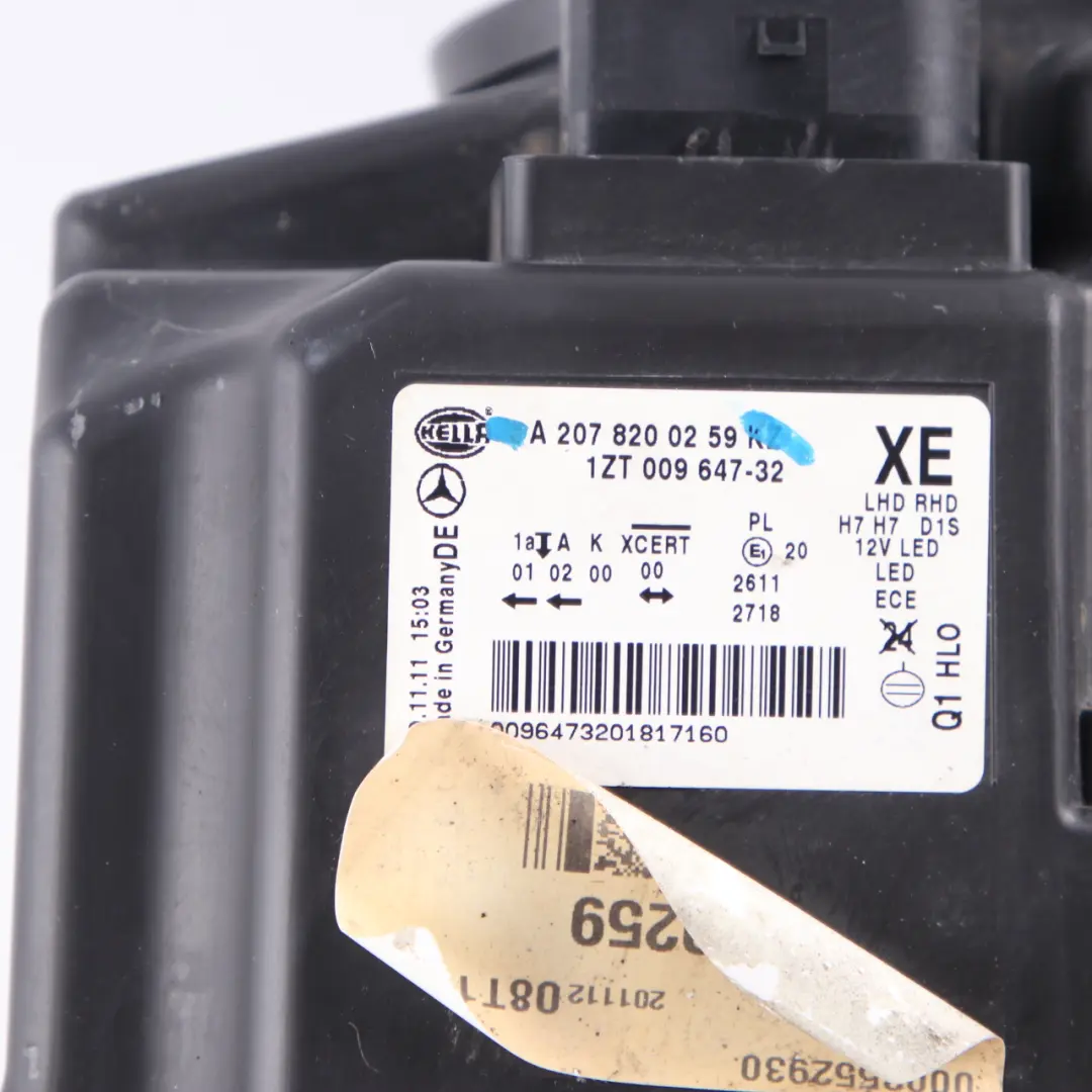 Right Headlamp Mercedes W207 A207 Bi-Xenon Light Front O/S Driver A2078200259 to with Part number A2078200639 Right Headlamp Mercedes W207 A207 Bi-Xenon Light Front O/S Driver A2078200259 - SKU rhd-A2078200639 - Part number A2078200639