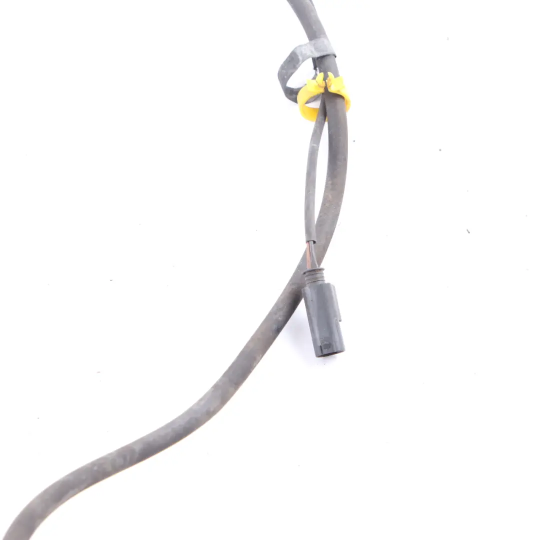 W207 Windshield Cleaning Washer Nozzle Jet Line Pipe to Mercedes with Part number A2078600392 Mercedes W207 Windshield Cleaning Washer Nozzle Jet Line Pipe - SKU rhd-A2078600392 - Part number A2078600392