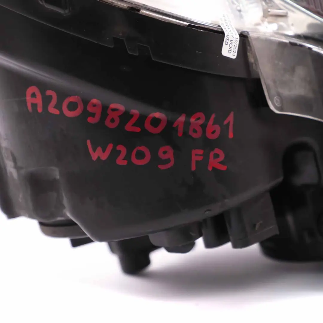 Bi-Xenon Headlight Lamp Front Right O/S to Mercedes CLK C209 with Part number A2098201861 Mercedes CLK C209 Bi-Xenon Headlight Lamp Front Right O/S - SKU rhd-A2098201861-1 - Part number A2098201861