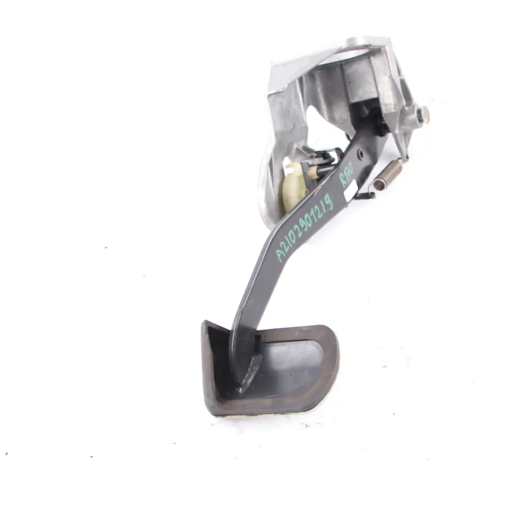 Brake Pedal Assembly Automatic to Mercedes SLK R170 W202 W210 with Part number A2102901219 Mercedes SLK R170 W202 W210 Brake Pedal Assembly Automatic - SKU rhd-A2102901219 - Part number A2102901219