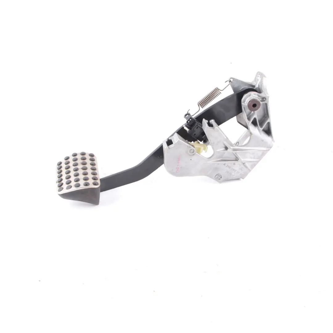 Brake Pedal Assembly Automatic to Mercedes SLK R170 W202 W210 with Part number A2102901219 Mercedes SLK R170 W202 W210 Brake Pedal Assembly Automatic - SKU rhd-A2102901219 - Part number A2102901219