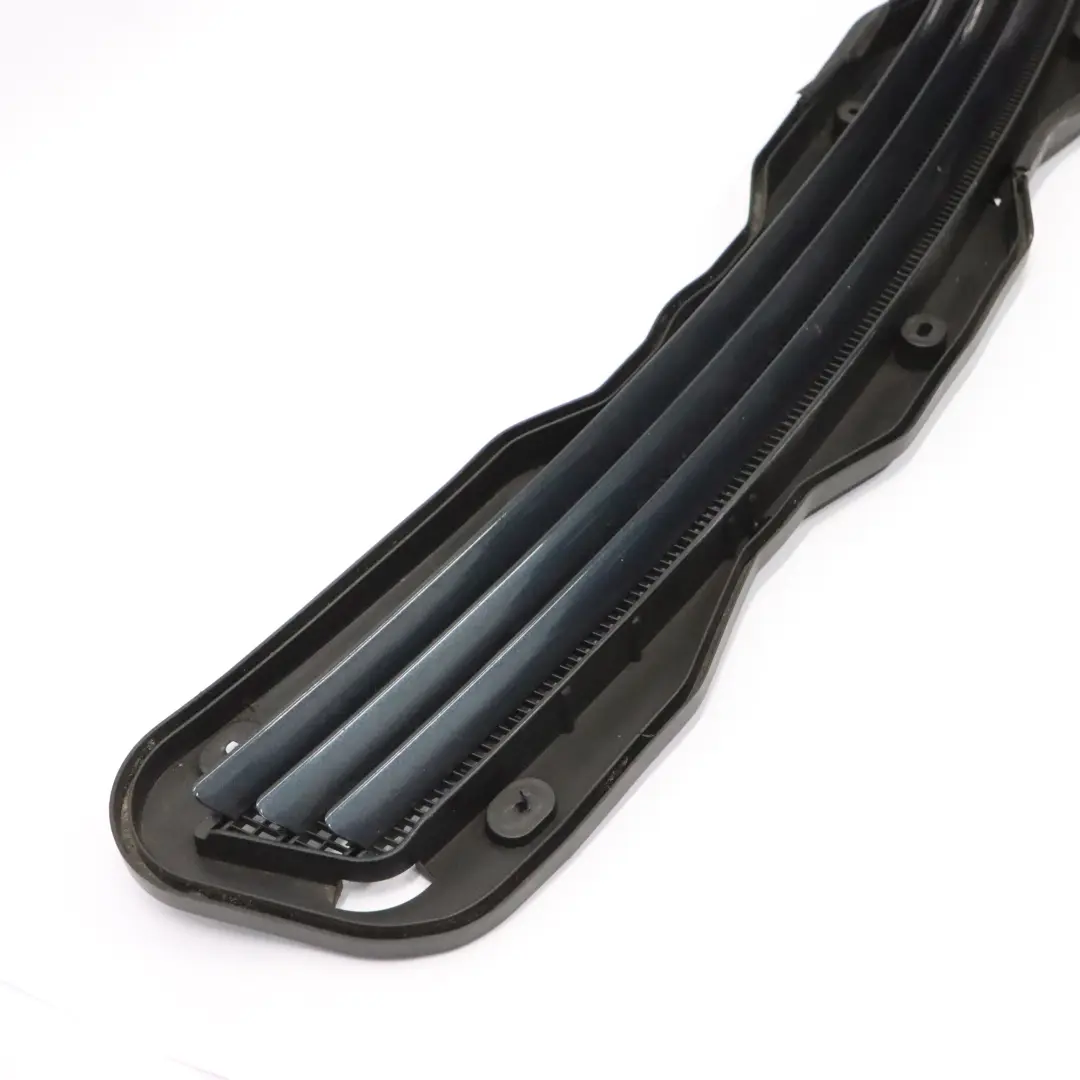 Hood Bonnet Air Intake Front Grille Green Black - 189 to Mercedes W210 with Part number A2108800805 Mercedes W210 Hood Bonnet Air Intake Front Grille Green Black - 189 - SKU rhd-A2108800805-GB - Part number A2108800805