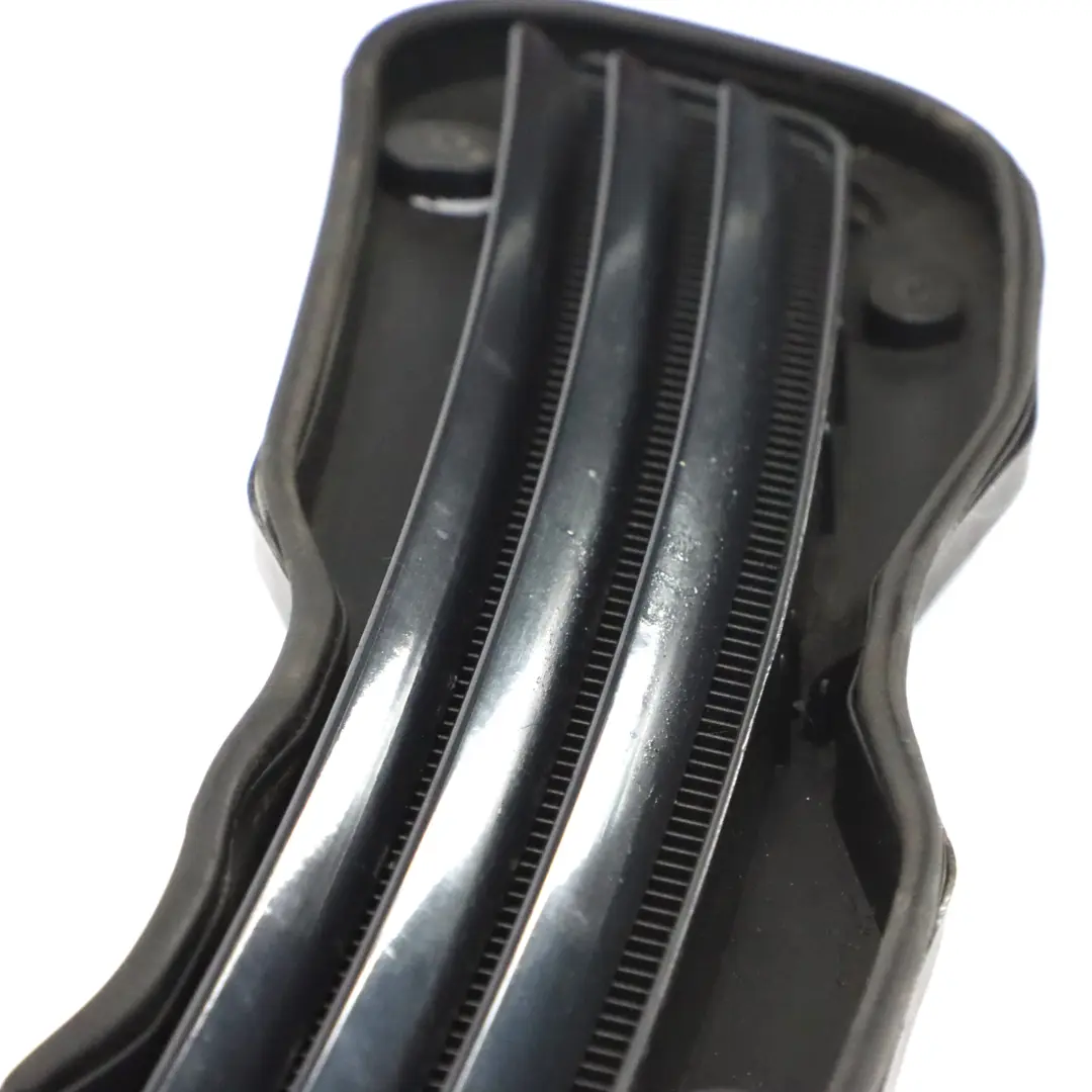 Hood Bonnet Air Intake Front Grille Green Black - 189 to Mercedes W210 with Part number A2108800805 Mercedes W210 Hood Bonnet Air Intake Front Grille Green Black - 189 - SKU rhd-A2108800805-GB - Part number A2108800805