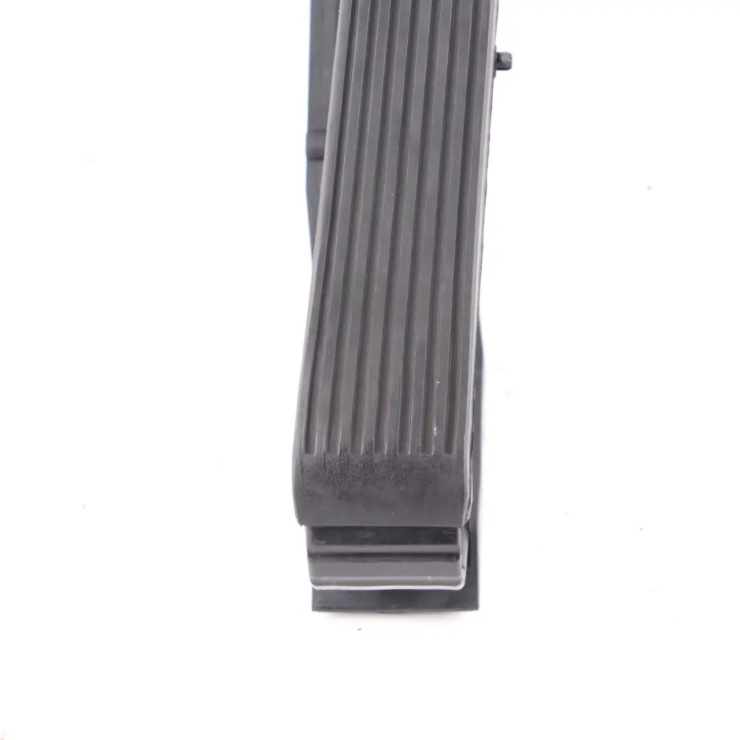  Mercedes-Benz E CLS Class S211 W211 W219 Accelerator Throttle Pedal - SKU rhd-A2113000504 - Part number A2113000504
