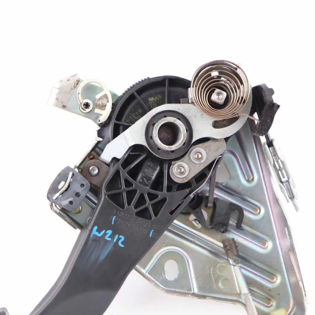 Handbrake Pedal Mercedes W212 Parking Brake Pedal Unit Assembly to with Part number A212420002 Handbrake Pedal Mercedes W212 Parking Brake Pedal Unit Assembly - SKU rhd-A212420002 - Part number A212420002