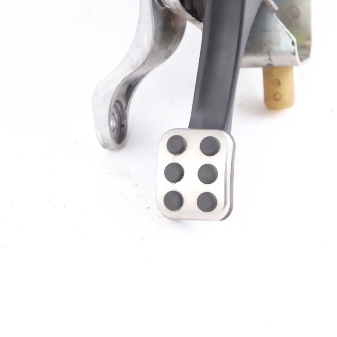 Handbrake Pedal Parking Brake Pedal Unit Assembly to Mercedes W212 with Part number A2124200484 Mercedes W212 Handbrake Pedal Parking Brake Pedal Unit Assembly - SKU rhd-A2124200484-1 - Part number A2124200484