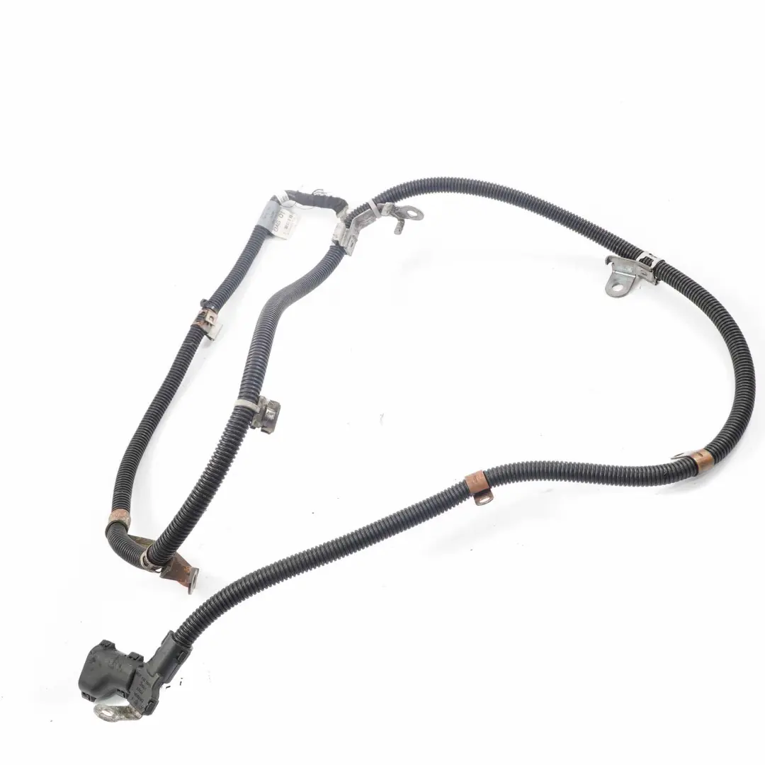Alternator Cable Mercedes W212 OM651 Battery Prefuse Box to with Part number A2124405713 Alternator Cable Mercedes W212 OM651 Battery Prefuse Box - SKU rhd-A2124405713 - Part number A2124405713
