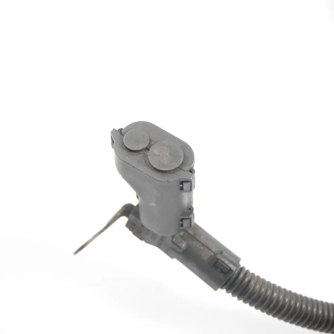 Alternator Cable Mercedes W212 OM651 Battery Prefuse Box to with Part number A2124408955 Alternator Cable Mercedes W212 OM651 Battery Prefuse Box - SKU rhd-A2124408955 - Part number A2124408955