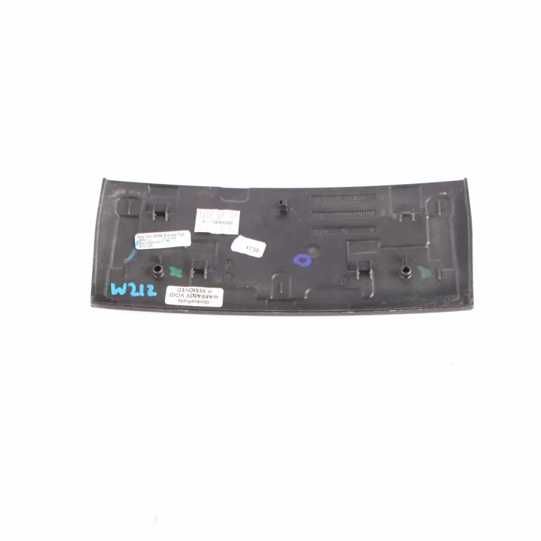 Mittelkonsole Abdeckung Kappe Vorne Schwarz Furnier für Mercedes W212 mit Teilenummer A2126800617 Mercedes W212 Mittelkonsole Abdeckung Kappe Vorne Schwarz Furnier - SKU A2126800617 - Teilenummer A2126800617
