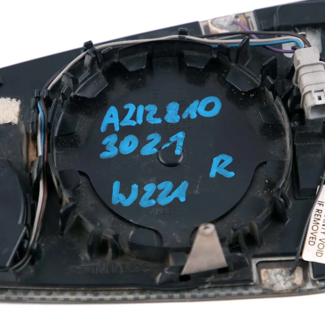 Mercedes-Benz W212 W221 Right O/S Auto Dip Door Wing Mirror Glass to with Part number A2128103021 Mercedes-Benz W212 W221 Right O/S Auto Dip Door Wing Mirror Glass - SKU rhd-A2128103021 - Part number A2128103021