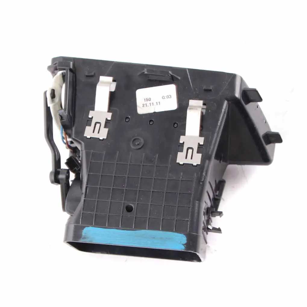 Dashboard Air Vent Mercedes W212 S212 Trim Right O/S Grille Nozzle to with Part number A2128302754 Dashboard Air Vent Mercedes W212 S212 Trim Right O/S Grille Nozzle - SKU rhd-A2128302754-2 - Part number A2128302754