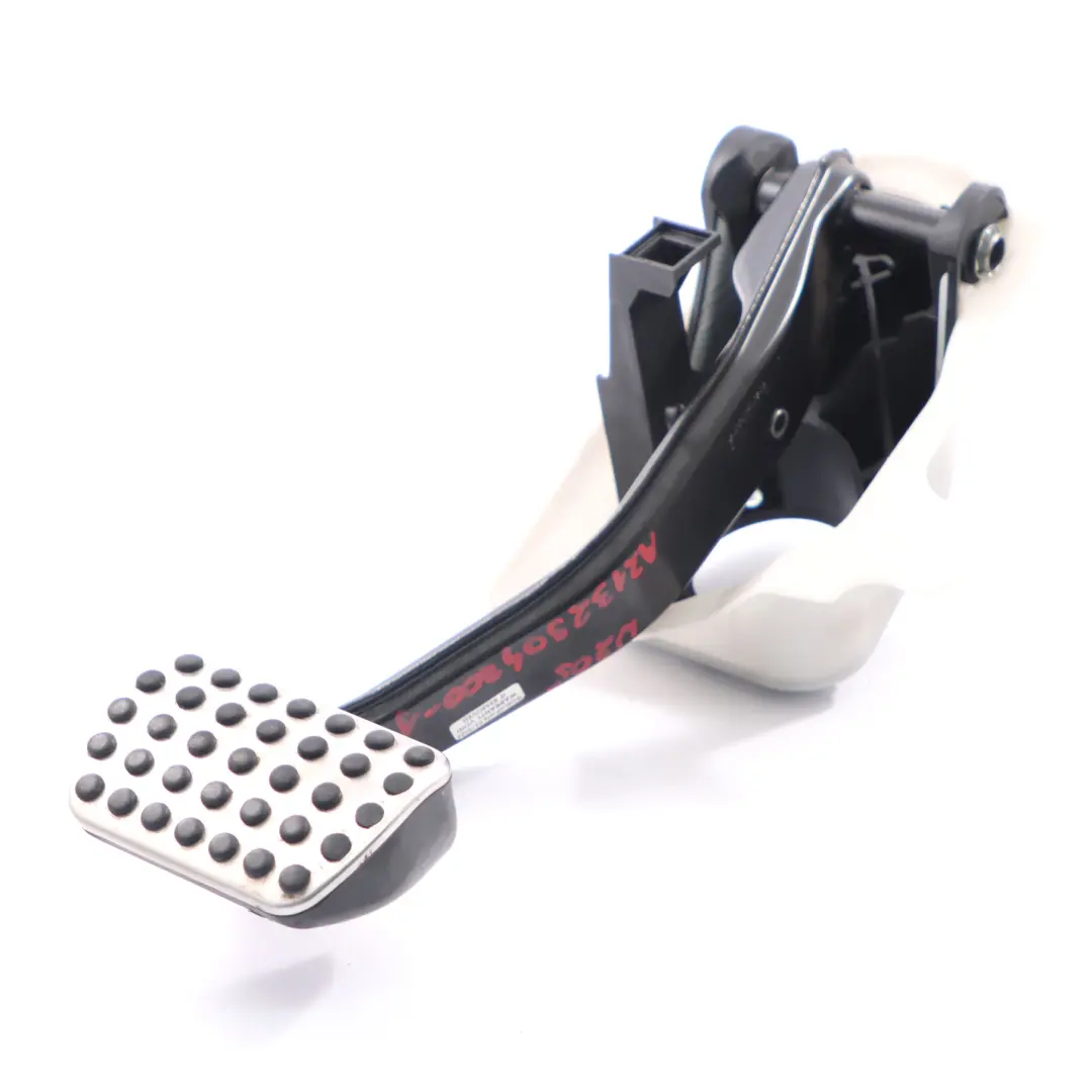 Brake Pedal Box Assembly Unit A2052920308 to Mercedes W205 W213 C238 C253 with Part number A2132904900 Mercedes W205 W213 C238 C253 Brake Pedal Box Assembly Unit A2052920308 - SKU rhd-A2132904900-1 - Part number A2132904900