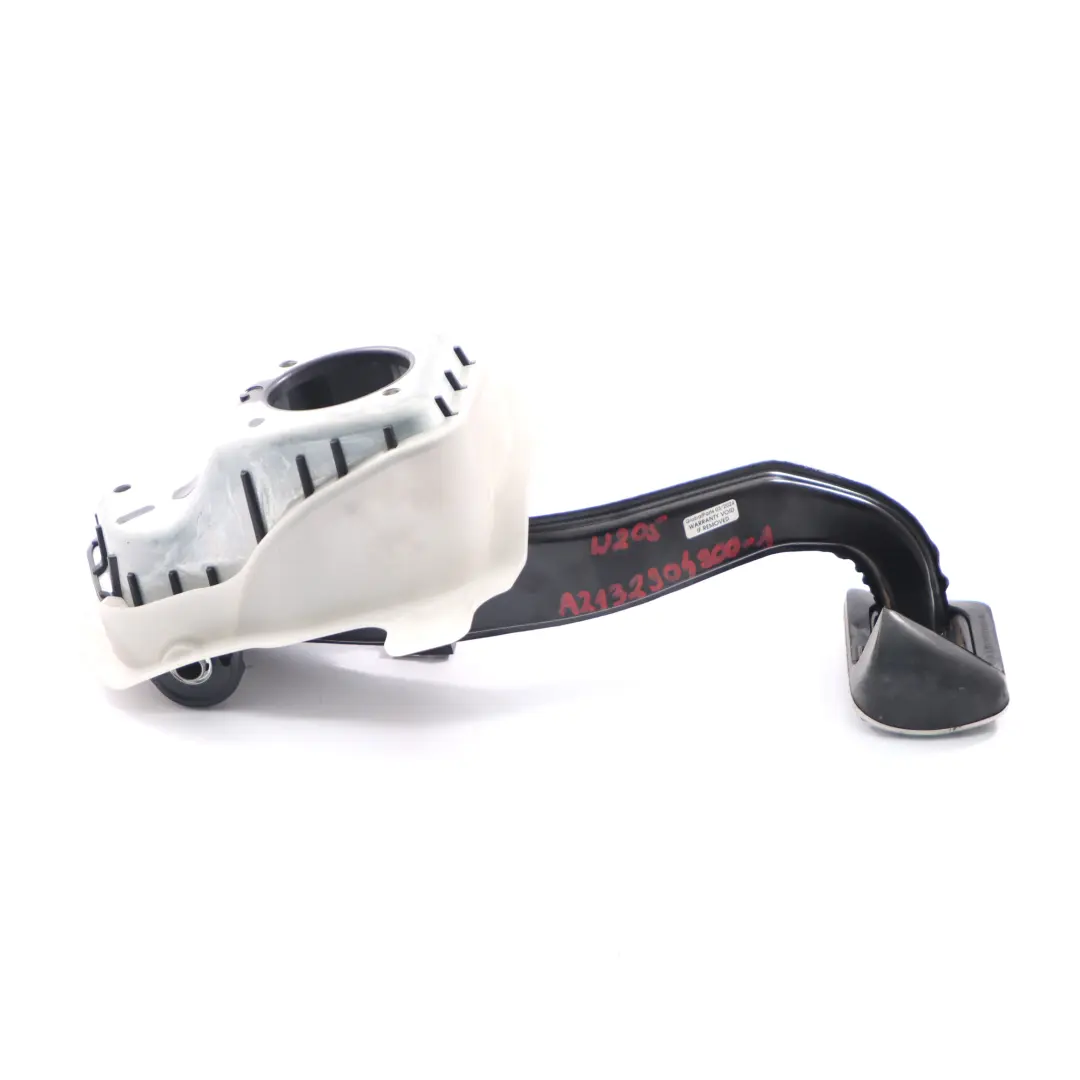 Brake Pedal Box Assembly Unit A2052920308 to Mercedes W205 W213 C238 C253 with Part number A2132904900 Mercedes W205 W213 C238 C253 Brake Pedal Box Assembly Unit A2052920308 - SKU rhd-A2132904900-1 - Part number A2132904900