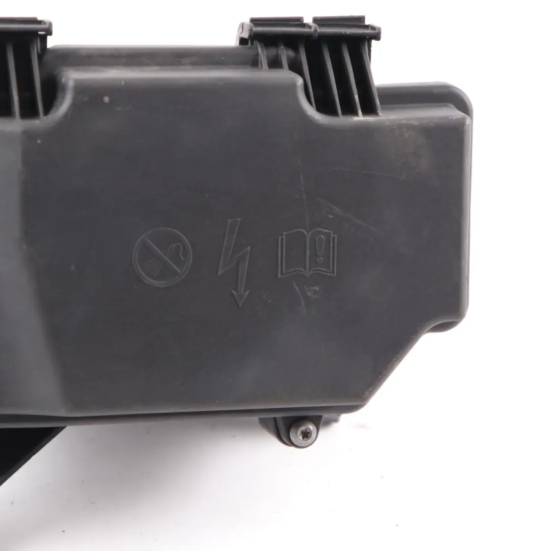 Fuse Relay Electrical Box Housing Covering Panel to Mercedes W213 with Part number A2135400124 Mercedes W213 Fuse Relay Electrical Box Housing Covering Panel - SKU rhd-A2135400124 - Part number A2135400124
