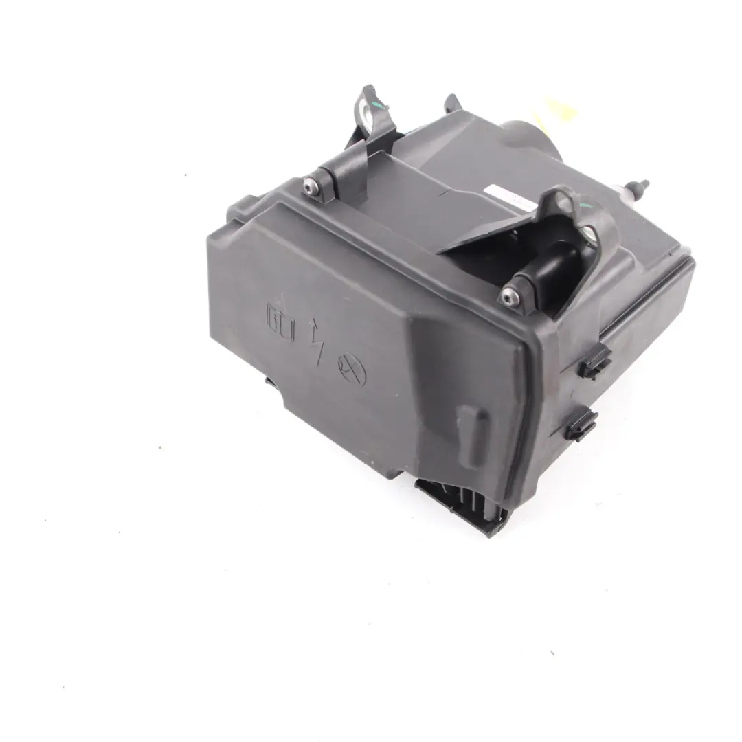 Fuse Relay Electrical Box Housing Covering Panel to Mercedes W213 with Part number A2135400124 Mercedes W213 Fuse Relay Electrical Box Housing Covering Panel - SKU rhd-A2135400124 - Part number A2135400124