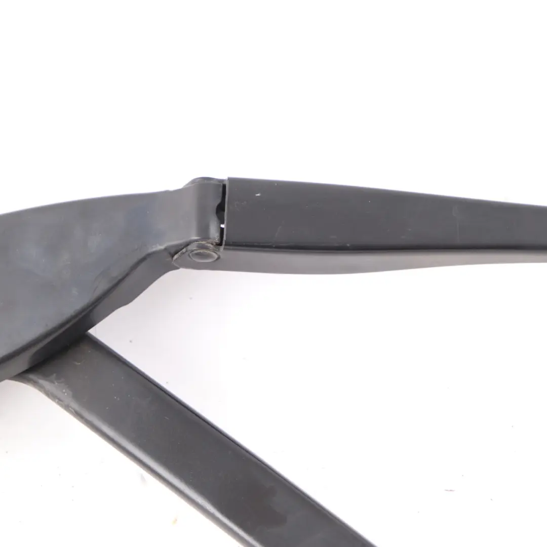 Wiper Arm Mercedes W213 S213 Windshield Front Passenger's Side to with Part number A2138200444 Wiper Arm Mercedes W213 S213 Windshield Front Passenger's Side - SKU rhd-A2138200444 - Part number A2138200444