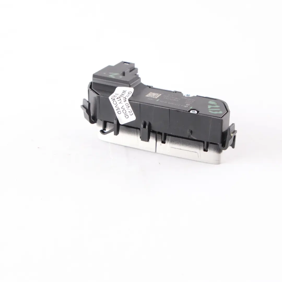 Switch Mercedes W213 S213 Heated Control Unit Front Right O/S to Seat with Part number A2139051604 Seat Switch Mercedes W213 S213 Heated Control Unit Front Right O/S - SKU rhd-A2139051604 - Part number A2139051604