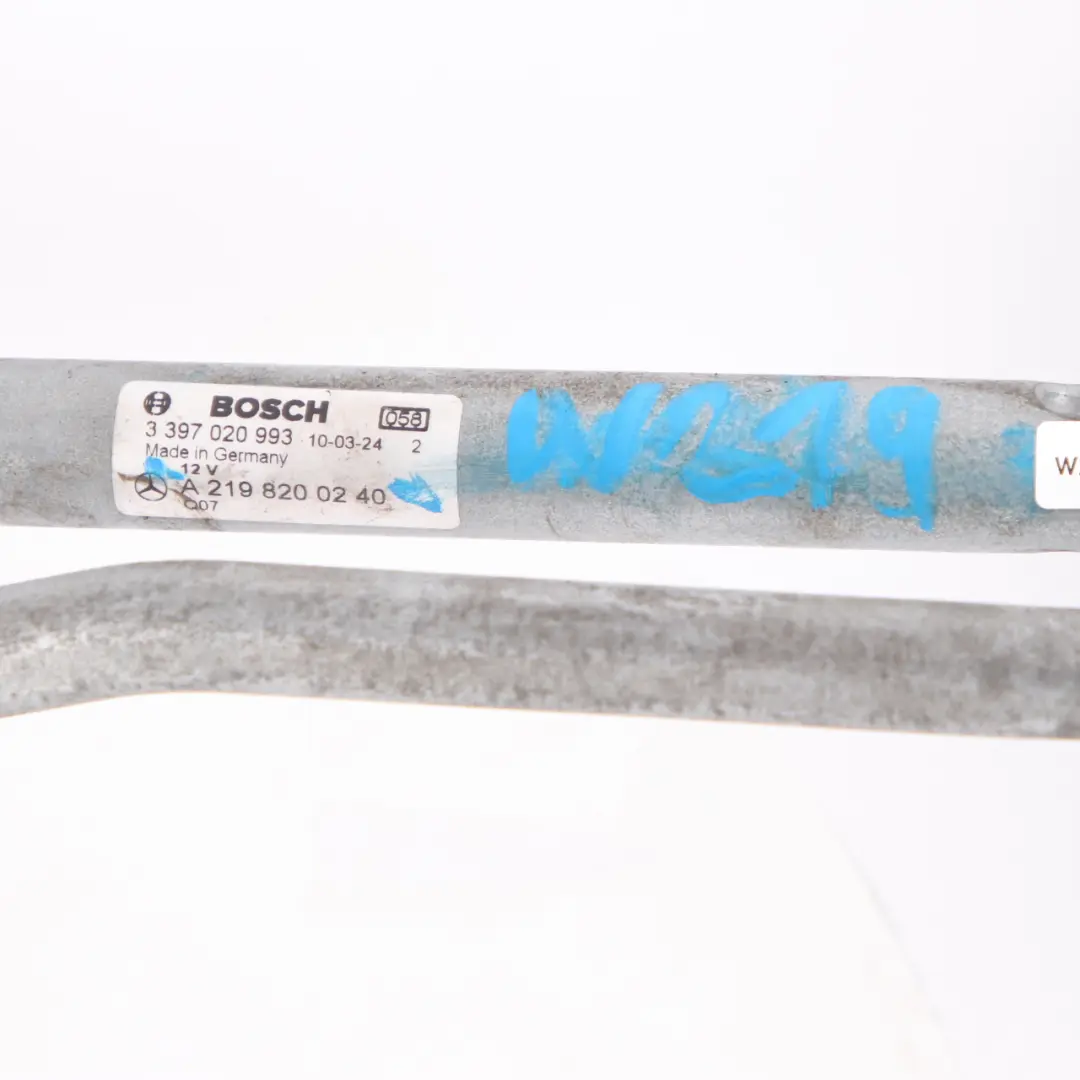W219 Windscreen Front Wiper Motor Linkage Windshield to Mercedes with Part number A2198200240 Mercedes W219 Windscreen Front Wiper Motor Linkage Windshield - SKU rhd-A2198200240 - Part number A2198200240