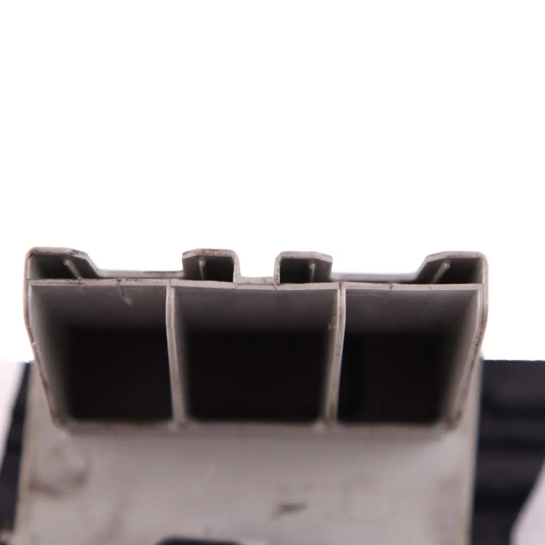 Mercedes-Benz S W221 Fuse Box Power Management Control Unit Module to with Part number A2215406750 Mercedes-Benz S W221 Fuse Box Power Management Control Unit Module - SKU rhd-A2215406750 - Part number A2215406750