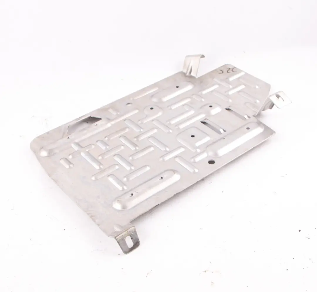 Control Unit Module Holder Legroom Support Bracket to Mercedes W221 with Part number A2216840137 Mercedes W221 Control Unit Module Holder Legroom Support Bracket - SKU rhd-A2216840137 - Part number A2216840137