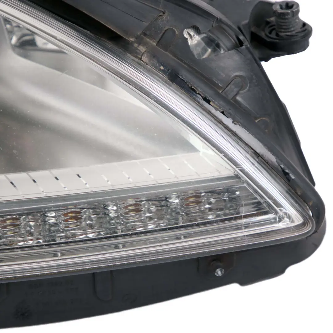  Mercedes-Benz S W221 Bi-Xenon Headlight Front Right O/S Night View A2218201639 - SKU rhd-A2218202239 - Part number A2218202239
