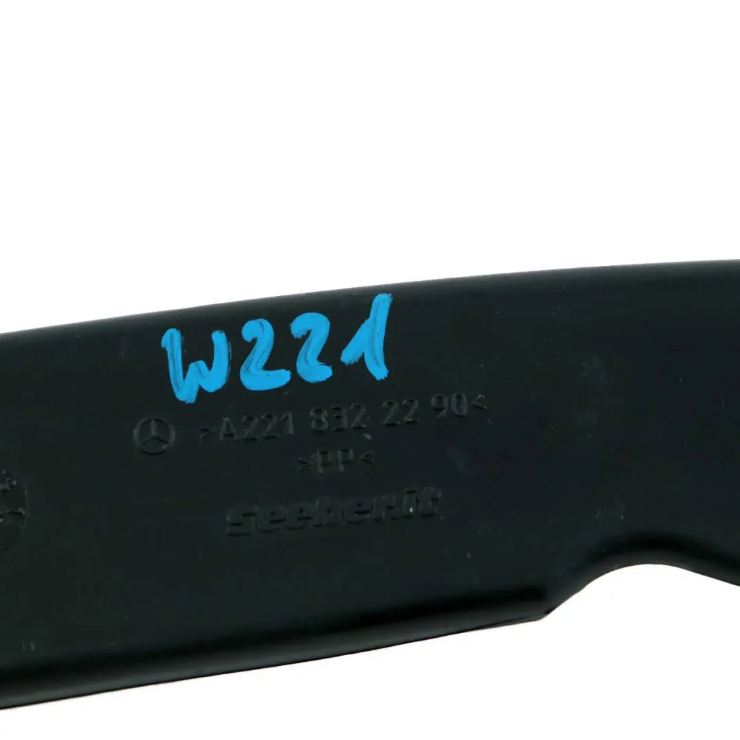 Mercedes-Benz S-Class W221 Water Drain Pipe Hose Front Right O/S to with Part number A2218322290 Mercedes-Benz S-Class W221 Water Drain Pipe Hose Front Right O/S - SKU rhd-A2218322290 - Part number A2218322290