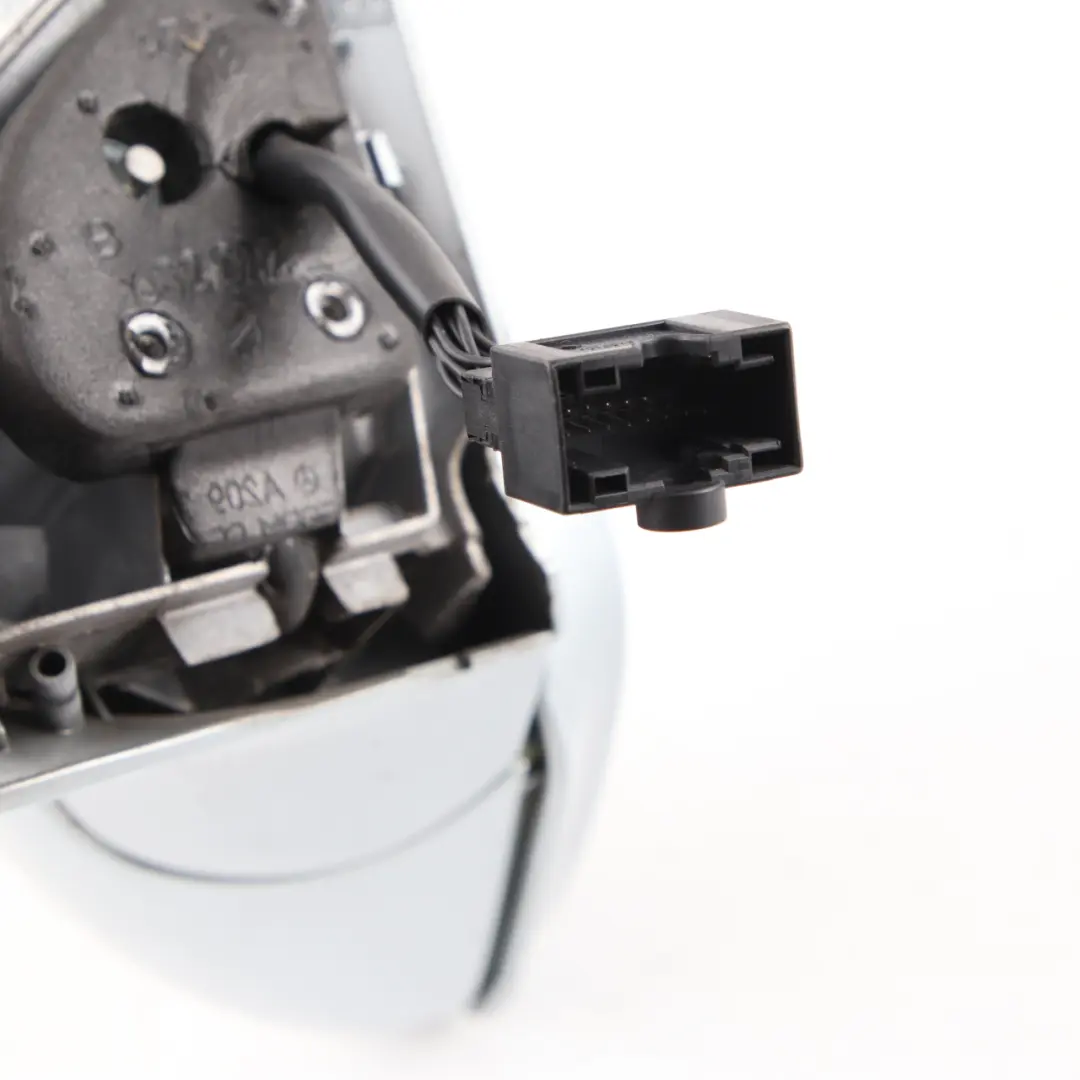 Wing Mirror Right Door O/S Tellurium Silver Metallic - 762 to Mercedes CLK W209 with Part number A2308101064 Mercedes CLK W209 Wing Mirror Right Door O/S Tellurium Silver Metallic - 762 - SKU rhd-A2308101064-TES - Part number A2308101064