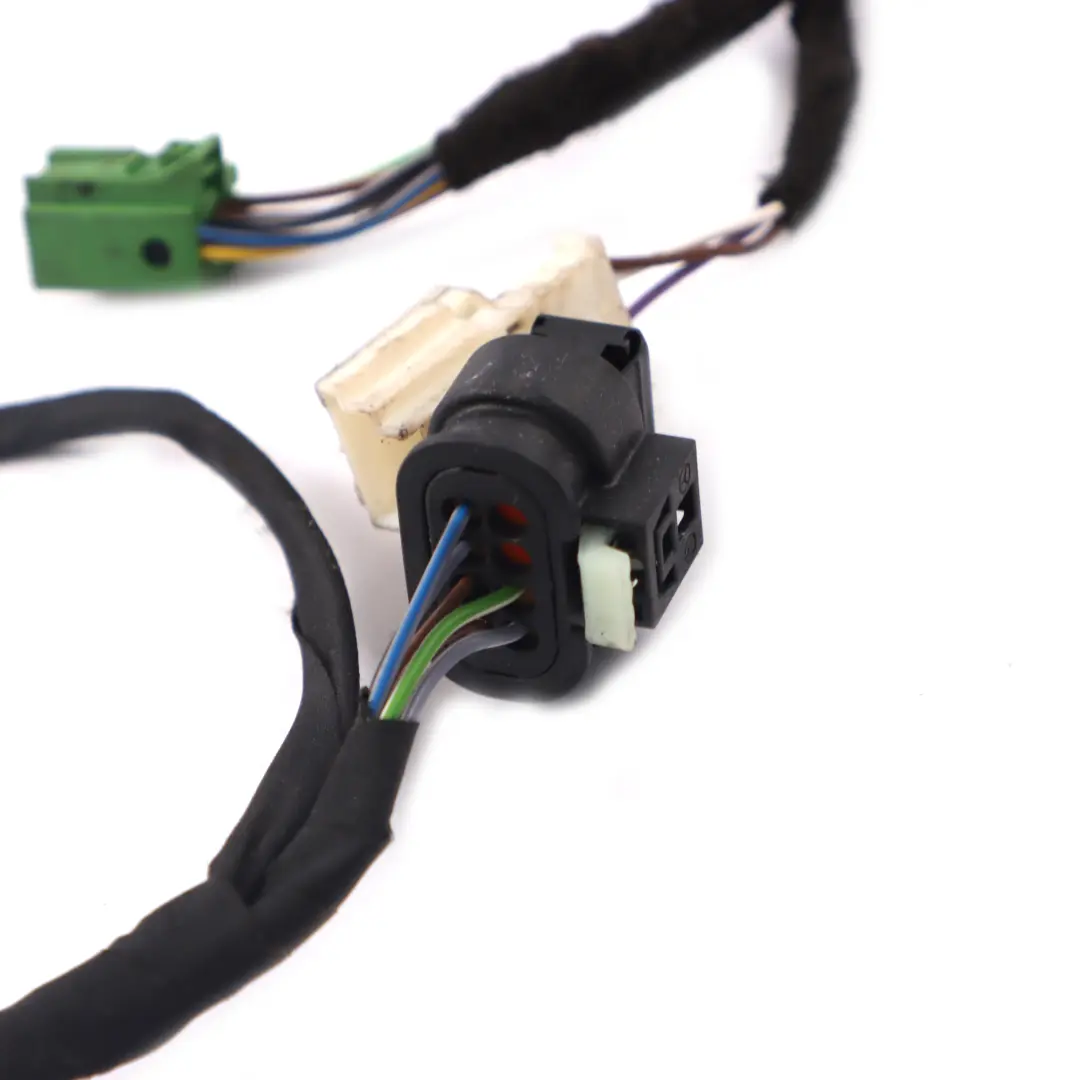 Left Door Lock Electrical Wiring Harness Loom Cable to Mercedes C238 with Part number A2385400700 Mercedes C238 Left Door Lock Electrical Wiring Harness Loom Cable - SKU rhd-A2385400700 - Part number A2385400700