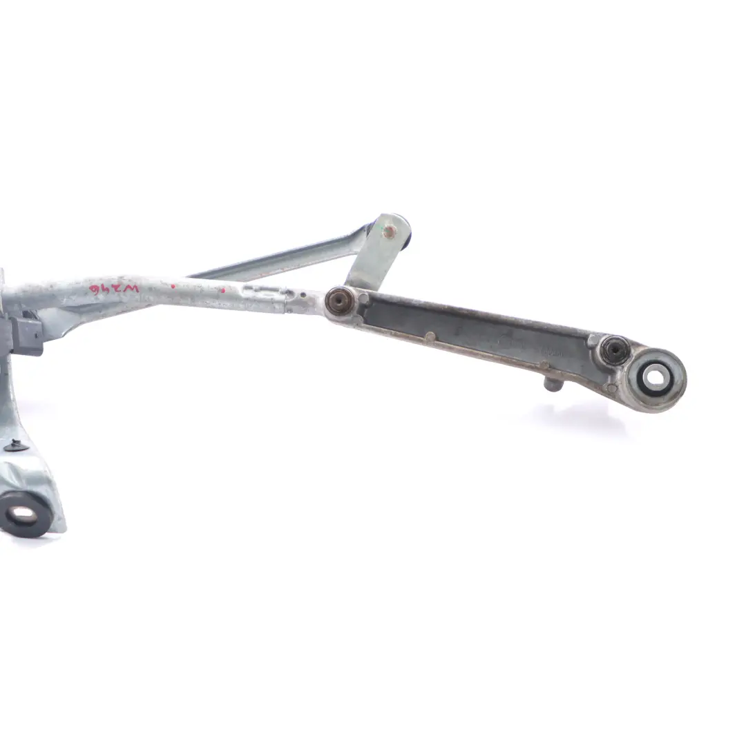 Windscreen Wiper Linkage Motor System to Mercedes W246 with Part number A2468200140 Mercedes W246 Windscreen Wiper Linkage Motor System - SKU rhd-A2468200140 - Part number A2468200140