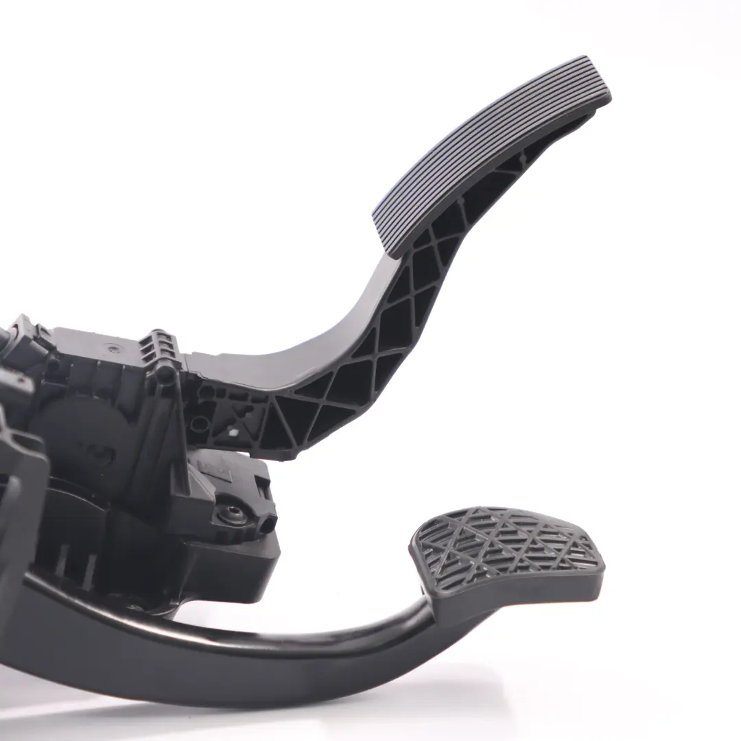  Brake Pedal Mercedes C118 W177 W247 Box Assembly Unit - SKU rhd-A2472900300 - Part number A2472900300