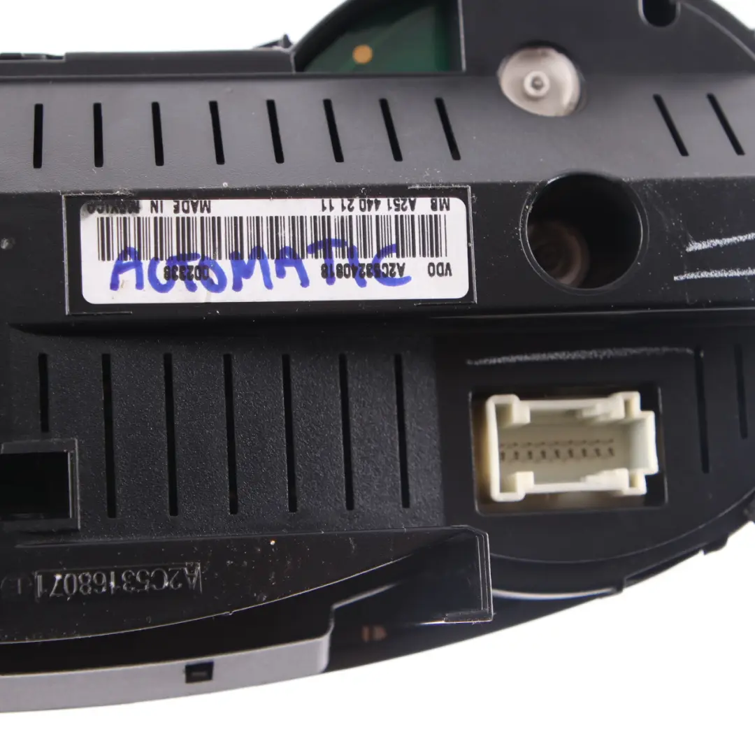 Instrument Cluster Diesel Speedo Clocks Automatic to Mercedes ML W164 with Part number A2514402111 Mercedes ML W164 Instrument Cluster Diesel Speedo Clocks Automatic - SKU rhd-A2514402111 - Part number A2514402111