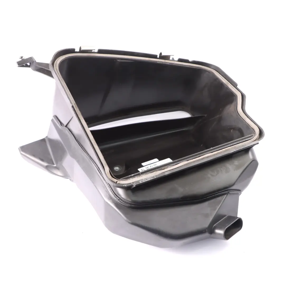 Intake Silencer Air Filter Box Housing to Mercedes W251 with Part number A2518300140 Mercedes W251 Intake Silencer Air Filter Box Housing - SKU rhd-A2518300140 - Part number A2518300140