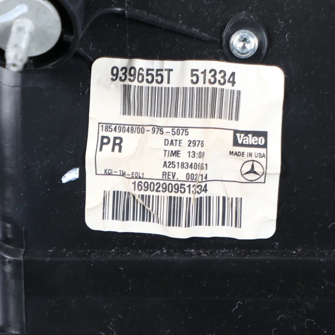 Conditioning Heater Matrix Unit Heater Housing Box to Mercedes ML W164 Air with Part number A2518340661 Mercedes ML W164 Air Conditioning Heater Matrix Unit Heater Housing Box - SKU rhd-A2518340661 - Part number A2518340661