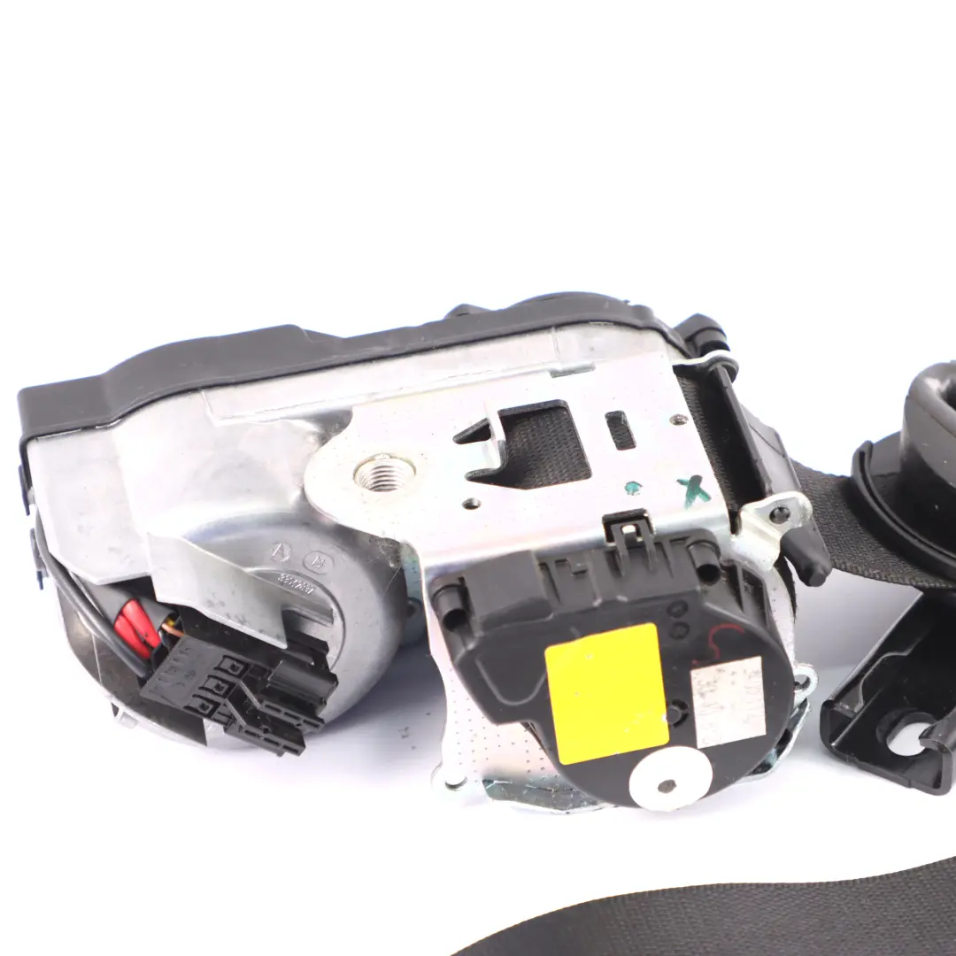 Belt Upper Front Right O/S Seatbelt Black to Mercedes W251 Seat with Part number A2518605385 Mercedes W251 Seat Belt Upper Front Right O/S Seatbelt Black - SKU rhd-A2518605385 - Part number A2518605385