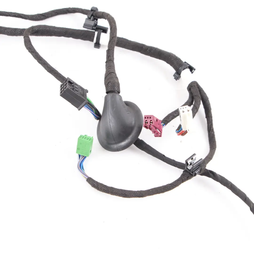 Door Wiring Harness Front Left Right N/O/S Wiring Loom to Mercedes W447 with Part number A4475406750 Mercedes W447 Door Wiring Harness Front Left Right N/O/S Wiring Loom - SKU rhd-A4475406750 - Part number A4475406750