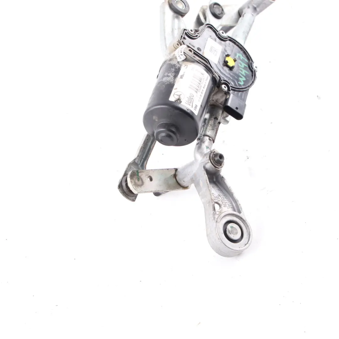 Windscreen Front Wiper Motor Linkage System Windshield to Mercedes W447 with Part number A4478200340 Mercedes W447 Windscreen Front Wiper Motor Linkage System Windshield - SKU rhd-A4478200340 - Part number A4478200340