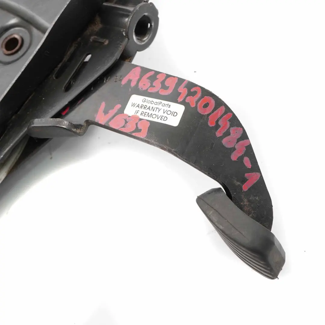 Mercedes-Benz Vito W639 Handbrake Parking Foot Brake Pedal Unit to with Part number A6394201484 Mercedes-Benz Vito W639 Handbrake Parking Foot Brake Pedal Unit - SKU rhd-A6394201484 - Part number A6394201484